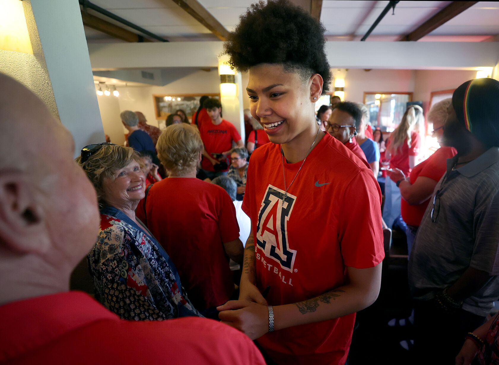蜜柚直播 women's basketball meet and greet | July 28, 2025